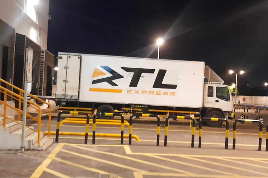 Night loading — Riyadh yard